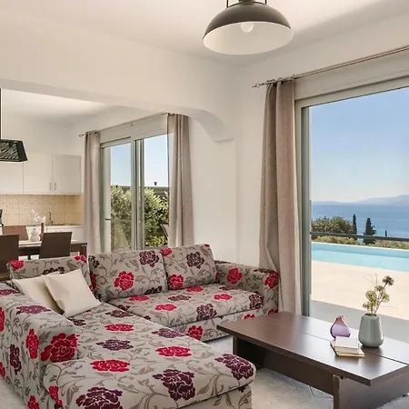 Lourdas Sunshine Villa *